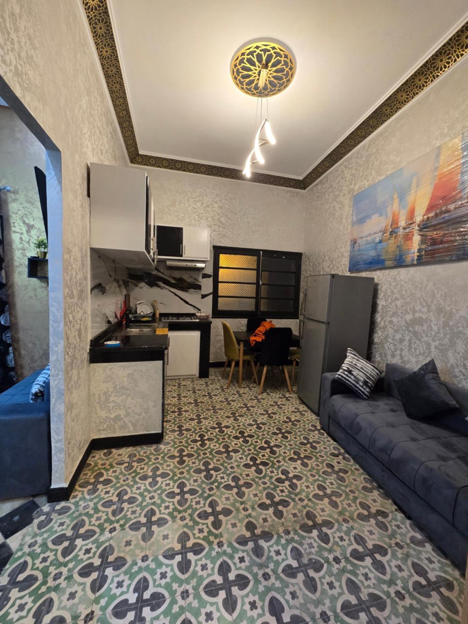 Centre Ville Plage Avec 1 Seule Chambre 3 Pieces Au Total Pour Famille Ou Personnes Serieuses Al-Dżadida Zewnętrze zdjęcie